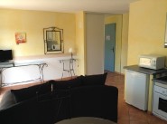 One-room apartment Greoux Les Bains