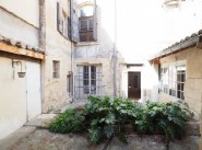 Purchase sale building Arles