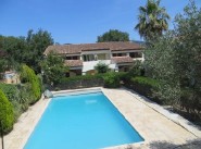 Purchase sale building Grimaud