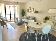 Purchase sale four-room apartment Eguilles