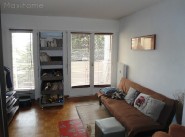 Purchase sale three-room apartment Hyeres