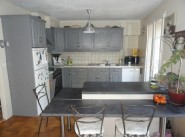 Purchase sale five-room apartment and more Cavaillon