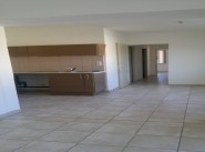 Purchase sale four-room apartment Bedoin
