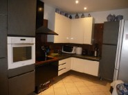 Purchase sale four-room apartment Greoux Les Bains