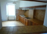 Purchase sale four-room apartment Le Puy Sainte Reparade