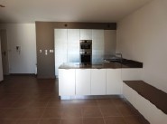 Purchase sale four-room apartment Meyreuil