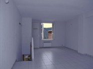 Purchase sale two-room apartment Bagnols En Foret
