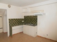 Rental three-room apartment La Tour D Aigues